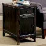 MEADOW SIDE TABLE CM4327T